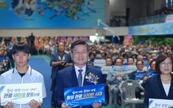 장신상 횡성군수가 보여준 첫 미학 ‘낮은 취임식’