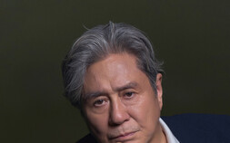 “허구의 세상서 생의 의미 찾아”…46년 차 배우 최민식의 마이웨이 [쿠키인터뷰]