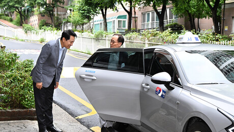서울시 ‘동행 온다콜택시’, 120으로 간편히 부른다…“어르신 편의 최우선”