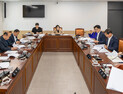 해남군의회, 첫 의원간담회…고유가 피해지원금 사각지대 해소 주문