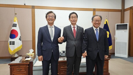 전재수-부산시의회 첫만남은 ‘순풍모드’… 전재수, “시의회가 동반자 되달라”