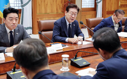 李대통령, 3대 메가프로젝트 속도전 지시…“절차 지연 없어야”