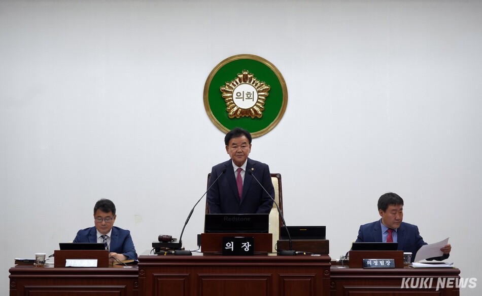 고재창 강원 태백시의회 의장.