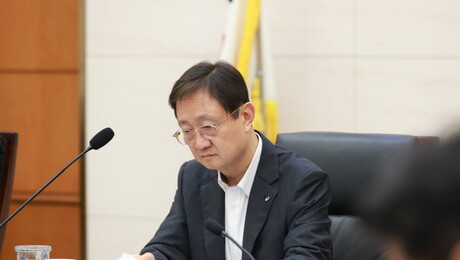 이찬진, 빚투 확산에 경고…“가계 재무건전성 심각하게 훼손할 수도”