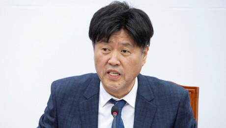 김용 “정청래·김민석 ‘자기 정치’ 공방 부적절…민주당 위기 수습 먼저”
