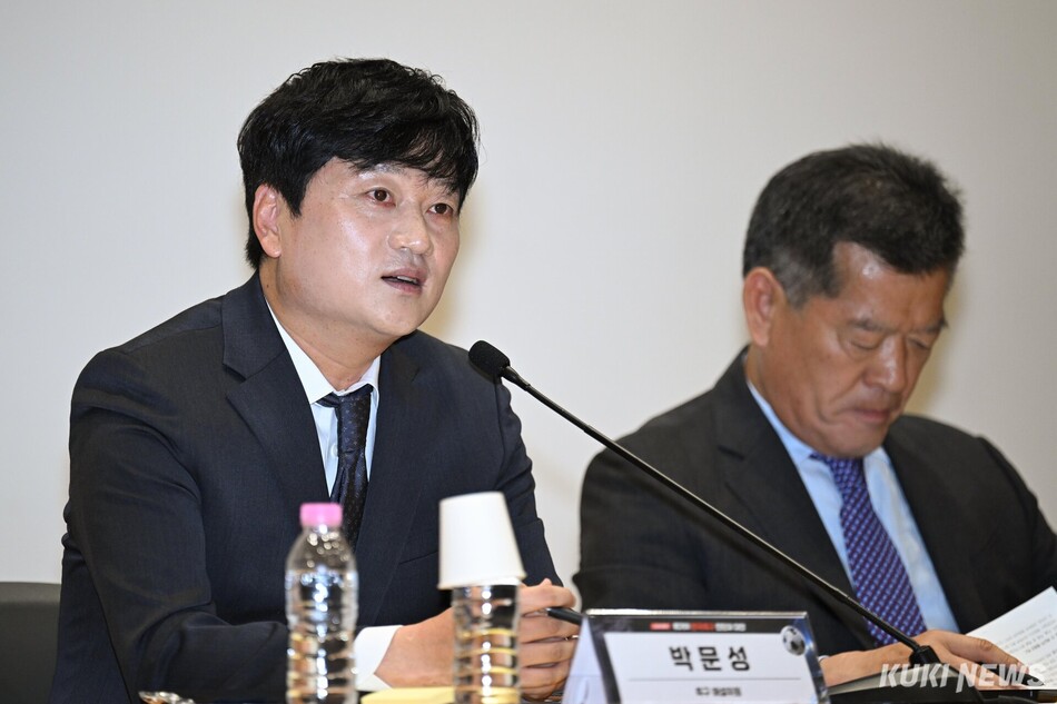 ‘위기의 한국 축구 진단과 대안’을 주제로 한 긴급 토론회에서 기조 발언을 하고 있는 박문성 축구 해설위원. 임은재 기자