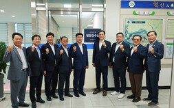 영암군, 민선9기 공약 1호 ‘현장군수실’ 개소