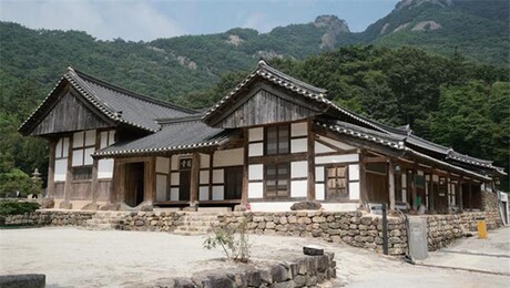 부안 내소사 대웅보전 관음보살 벽화·설선당과 요사 ‘보물’ 지정