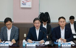 20일부터 우체국서 대출 받는다…포용금융 패키지 가동