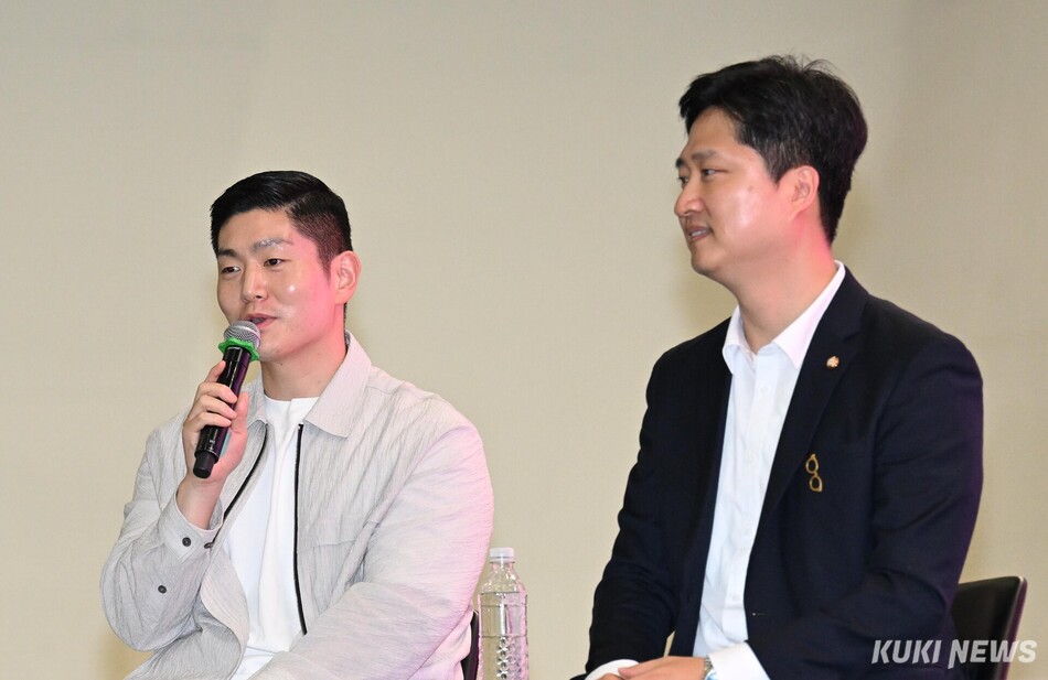 김재섭 국민의힘 의원이 10일 동대문디자인플라자(DDP)에서 열린 ‘2026 서울청년정책박람회’에서 발언하고 있다.