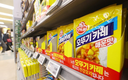 오뚜기, 29개 품목 가격 올린다…원가 부담에 식품업계 줄인상