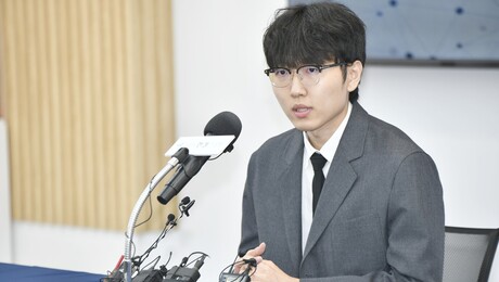 ‘바둑 황제’ 신진서 9단, AI 카타고와 2점 대결…“2승 넘어 3승 도전하겠다”