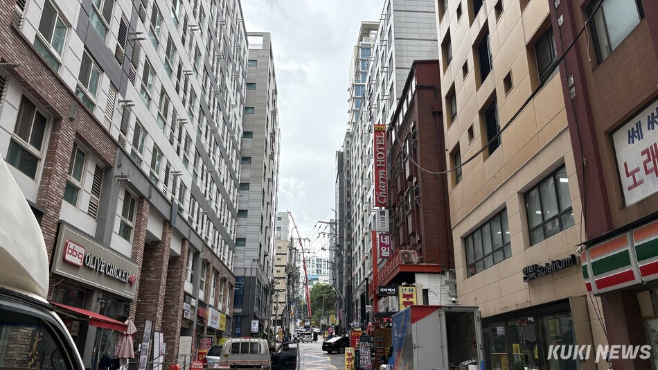 13일 서울 서대문구 일대에 오피스텔이 밀집해 있다. 이유림 기자