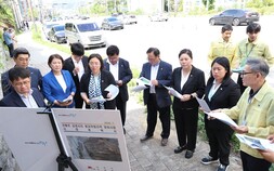 전주시의회 도시건설위원회, 견훤로 정비사업·전주컨벤션센터 건립 현장 점검