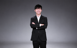 ‘새신랑’ 김명훈 9단, 명인전서 프로 바둑 통산 500승 달성