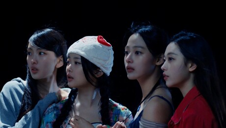 데뷔 4주년에 ‘4인 체제’ 예고? 뉴진스가 잡아야 할 ‘토끼’는 [쿡찍어봄]