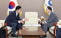 이원택 전북지사, 기획예산처 장관 만나 3조 4500억 규모 핵심사업 건의