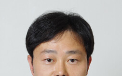 거동 불편한 만성질환자의 사각지대, 삶의 궤적을 돌보는 재택의료의 가치 [병원이 집으로]