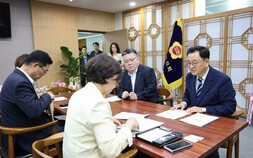 민경선 고양시장, 경기도ㆍ의회 방문…공업물량 확보·신청사 추진 협조 요청