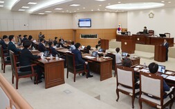 대전 유성구의회, 10대 원구성후 첫 임시회 개최